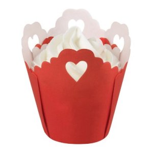 画像2: Wilton　ベーキングカップ　バレンタインハート　アイレッド　15枚入 (2)