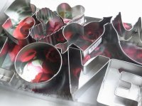 画像2: 在庫処分セール品/クッキー型セット LOVE文字&ハート 9種類 透明ケース入