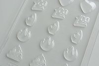 画像2: チョコレート型 おもしろ絵文字 5種類