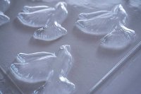 画像3: チョコレート型 羽ばたいている鳥/鳩 8個取