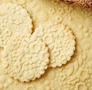 画像4: 木製エンボスローリングピン（ミニ）MEADOW／花・草木 (4)